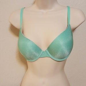 PINK Wear Everywhere Push up bra